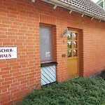 1 Im Fischerhaus Mit Wintergarten Und Terrasse Appartement *