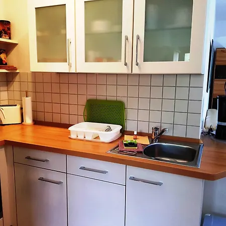 1 Im Fischerhaus Mit Wintergarten Und Terrasse * Seedorf (Rugen)