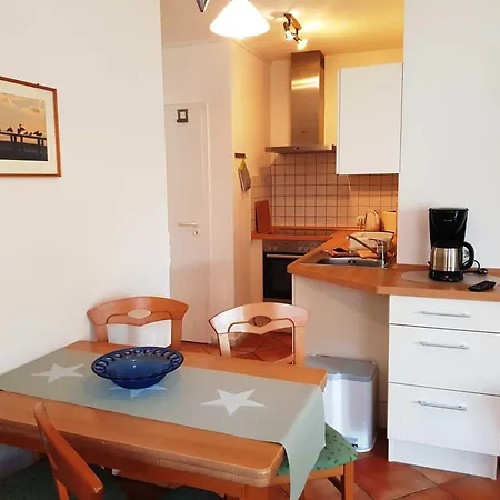 Lägenhet 1 Im Fischerhaus Mit Wintergarten Und Terrasse *