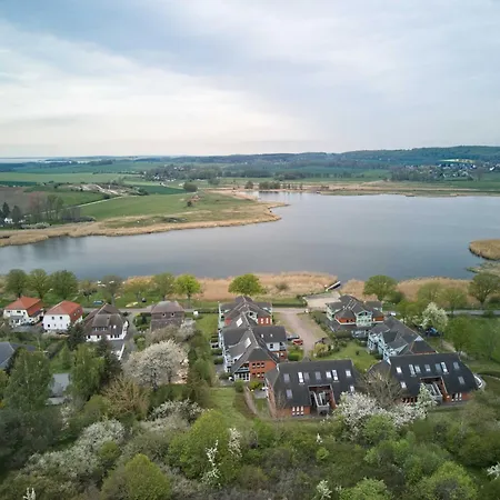 Lägenhet 1 Im Fischerhaus Mit Wintergarten Und Terrasse